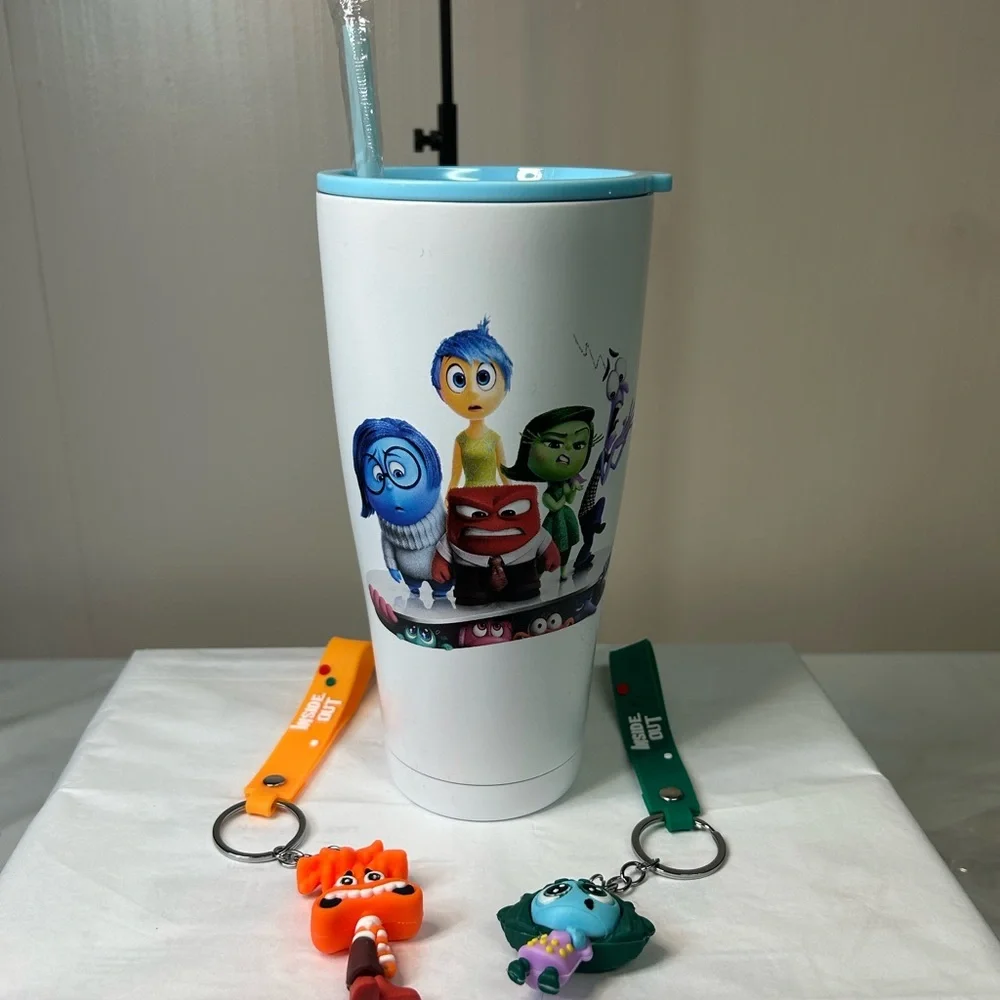 DISNEY Inside Out Character Tumbler with 2 inside out keychains